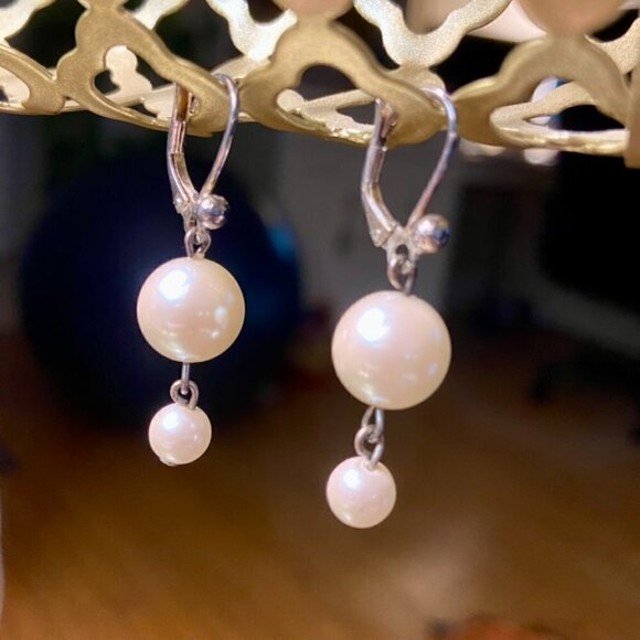 Vintage double pearl dangle earrings - Picture 3 of 5